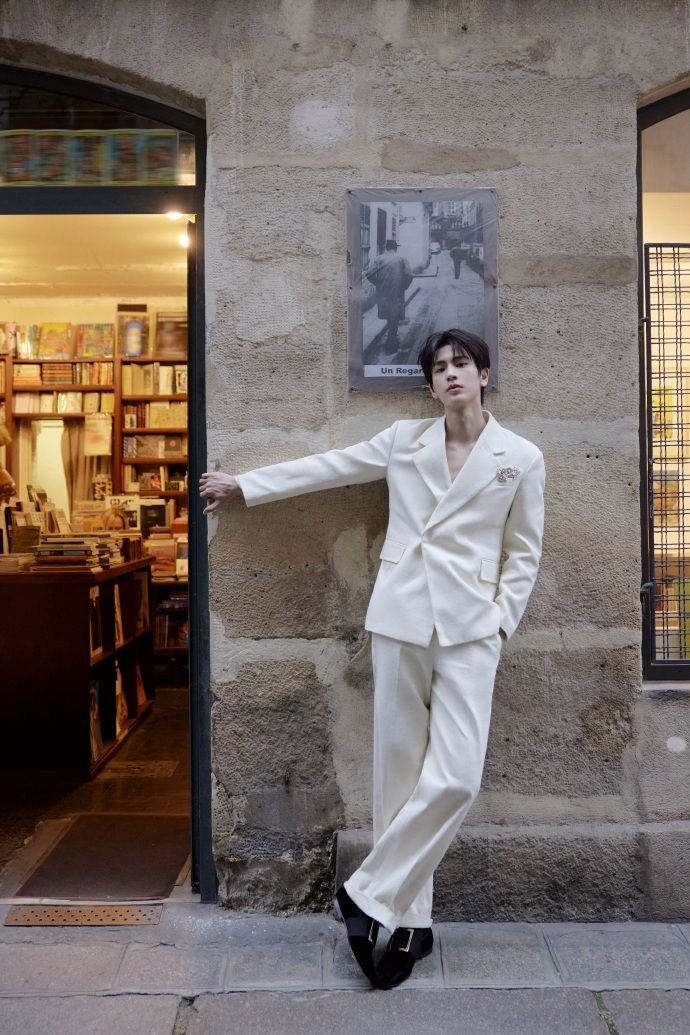 63e73363001439e2071a6f7f19a0e753